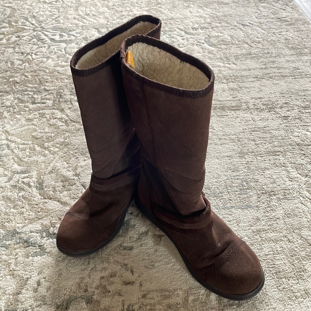 Gently worn Rocket Dog boots
